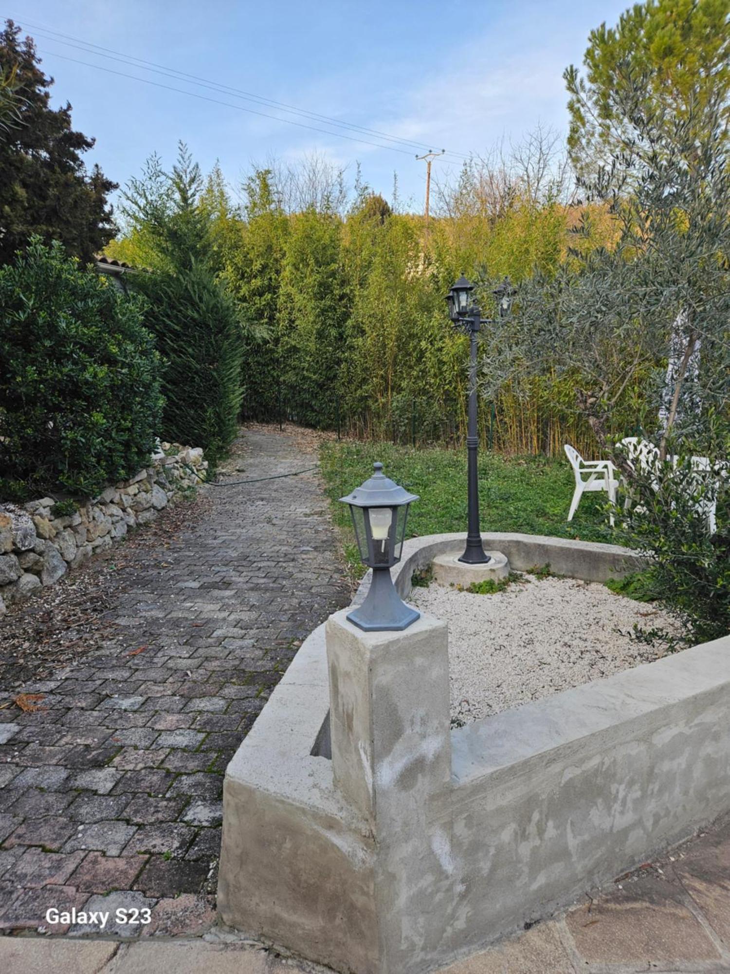 Calme Avec Acces Jardin Et Piscine Apartment Flayosc